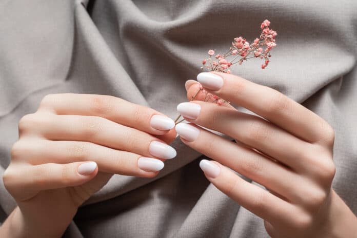 Comment faire ses ongles en gel ?